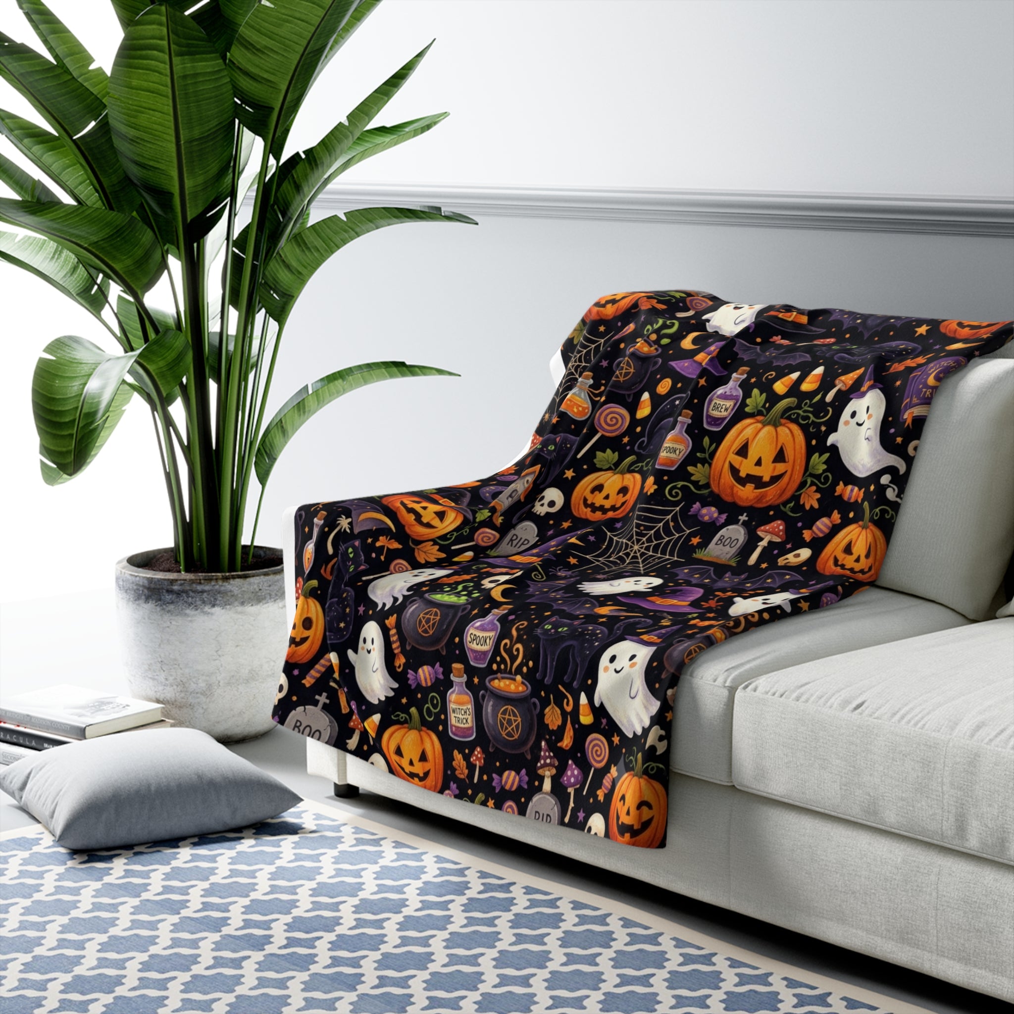 Halloween Pumpkin & Ghost Sherpa Blanket — Cozy Spooky Fall Throw