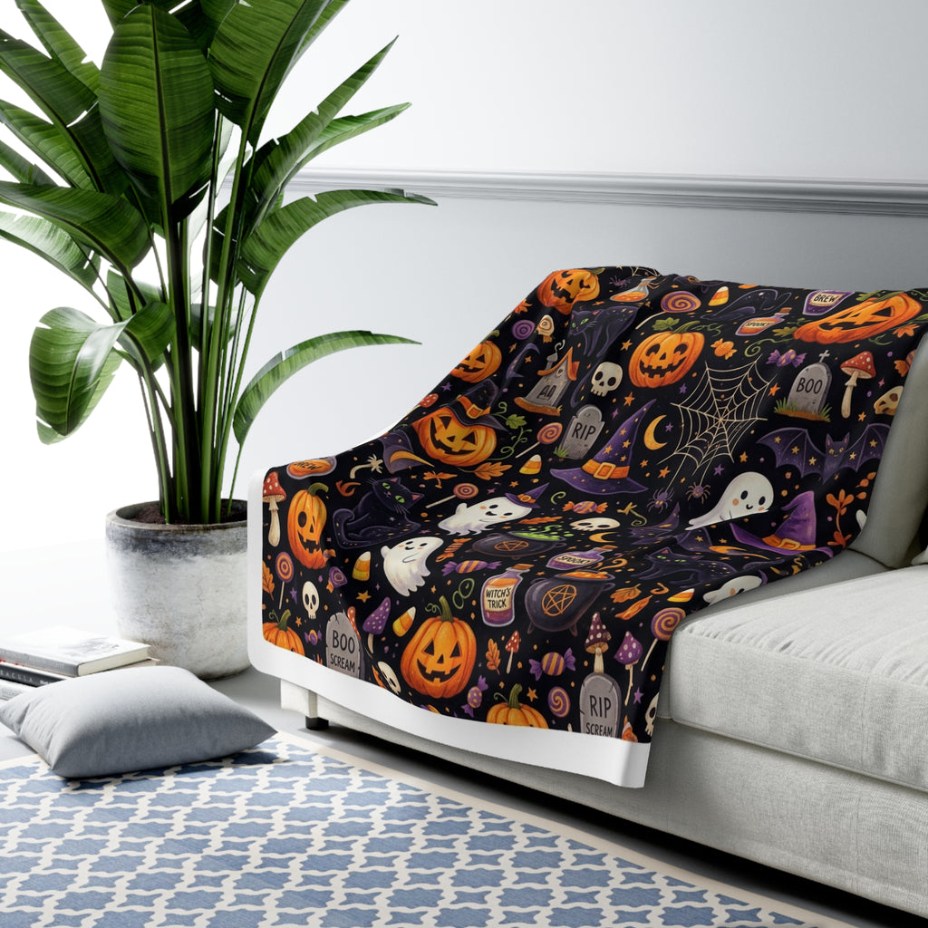 Halloween Pumpkin & Ghost Sherpa Blanket — Cozy Spooky Fall Throw